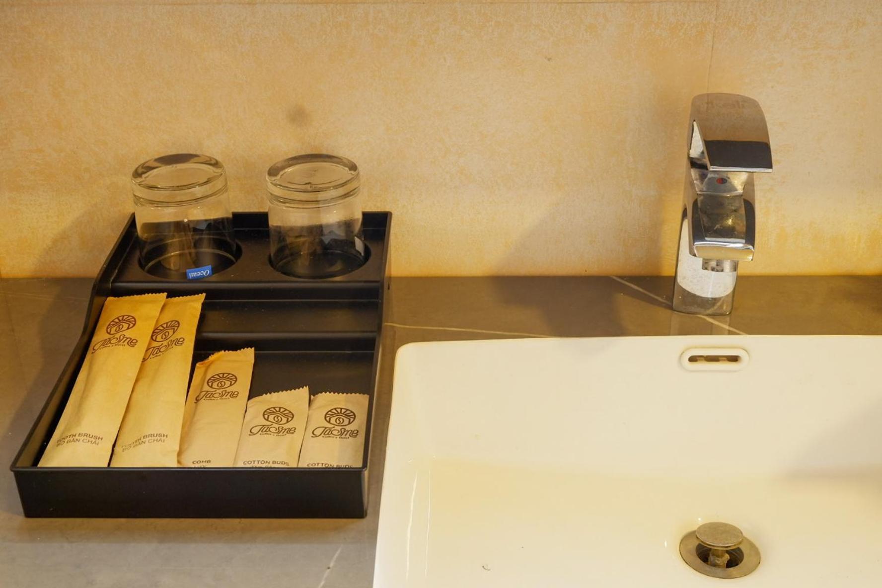 Tasme Hotel Da Lat Zewnętrze zdjęcie